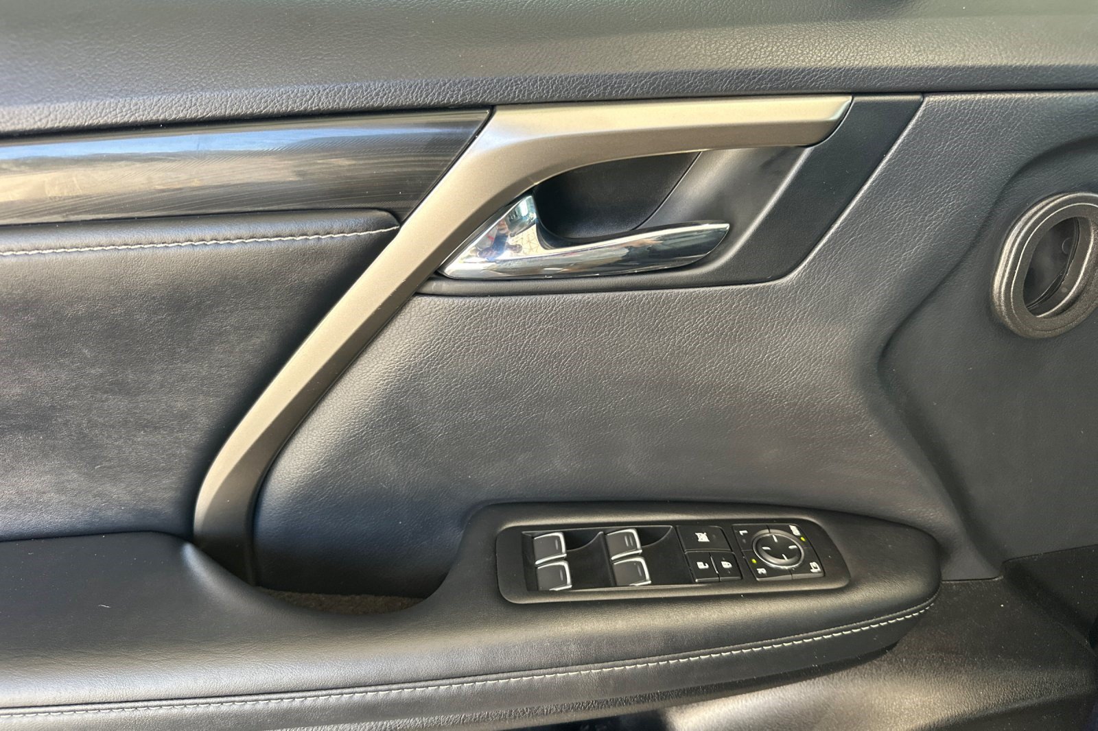Used 2022 Lexus RX 350 FWD image 12
