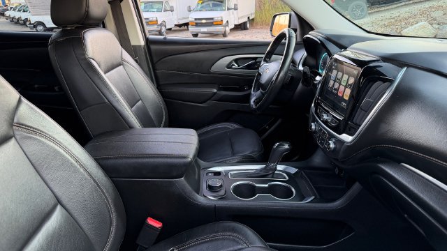 Used 2019 Chevrolet Traverse LT AWD/4WD image 12