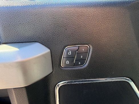 Used 2018 Ford F150 Lariat image 25