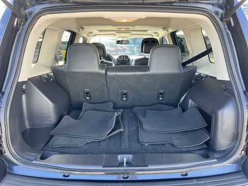 Used 2016 Jeep Patriot High Altitude image 23