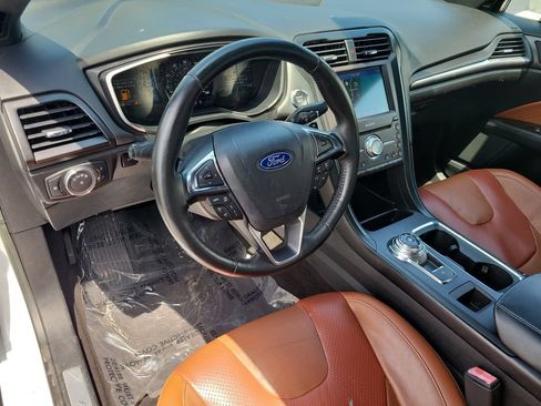 Used 2019 Ford Fusion Titanium AWD/4WD image 21
