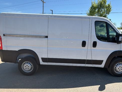 New 2026 RAM ProMaster 1500 w/ Convenience Group image 7