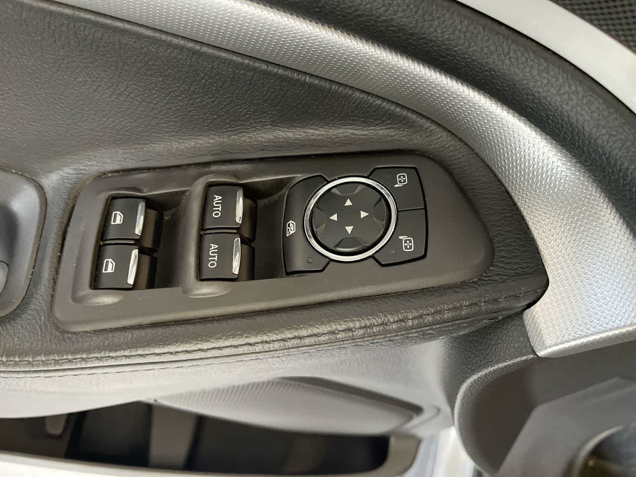 Used 2013 Ford Explorer XLT FWD image 13