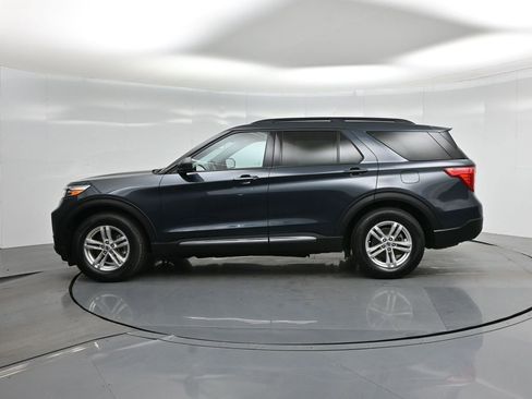 Certified 2022 Ford Explorer XLT image 30