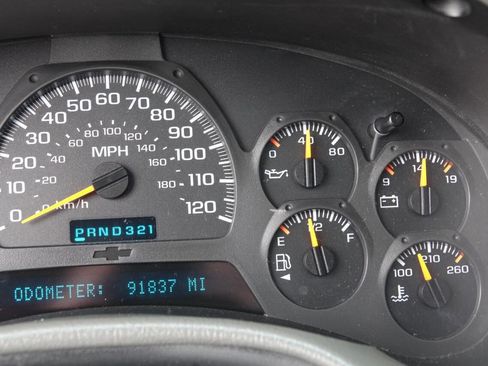 Used 2002 Chevrolet TrailBlazer LT w/ Preferred Equipment Group AWD/4WD image 99