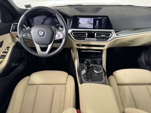 Used 2022 BMW 330i xDrive Sedan w/ Driving Assistance Package image 5