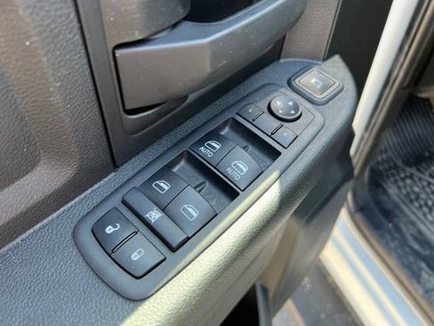 Used 2024 RAM 2500 Tradesman w/ Chrome Appearance Group AWD/4WD image 20