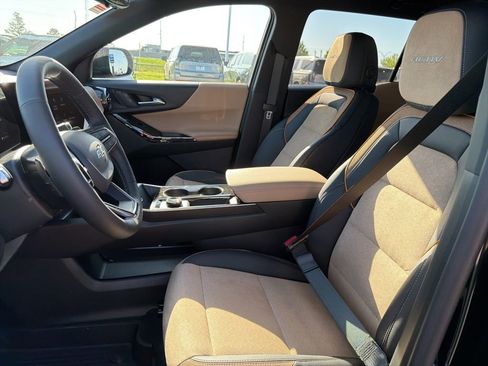 New 2026 Chevrolet Equinox ACTIV AWD/4WD image 18