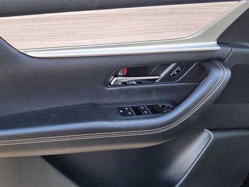 New 2026 MAZDA CX-90 Plug-In Hybrid w/ Preferred image 9