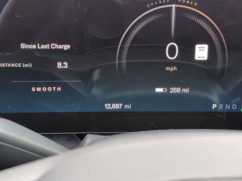 Used 2022 Lucid Air Grand Touring image 22