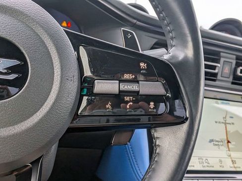 Used 2023 Nissan Z w/ Floor Mat Package (L93) RWD image 27