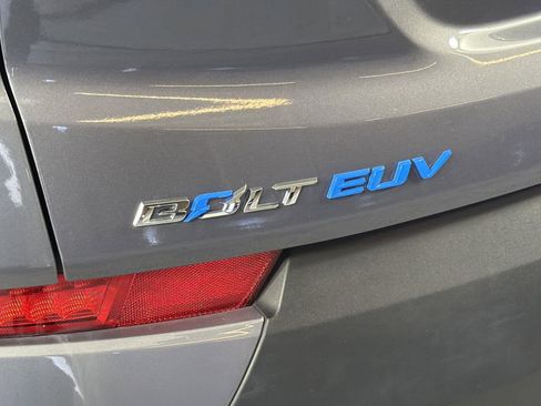 Used 2023 Chevrolet Bolt EUV Premier w/ Sun & Sound Package image 29