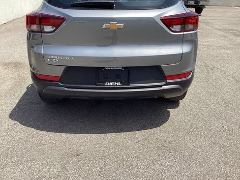 Used 2023 Chevrolet TrailBlazer LS FWD image 20