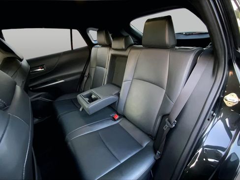 Used 2023 Toyota Venza Nightshade AWD/4WD image 20