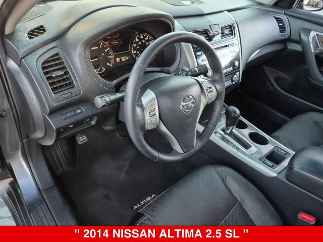 Used 2014 Nissan Altima 2.5 SL w/ Moonroof Package FWD image 16