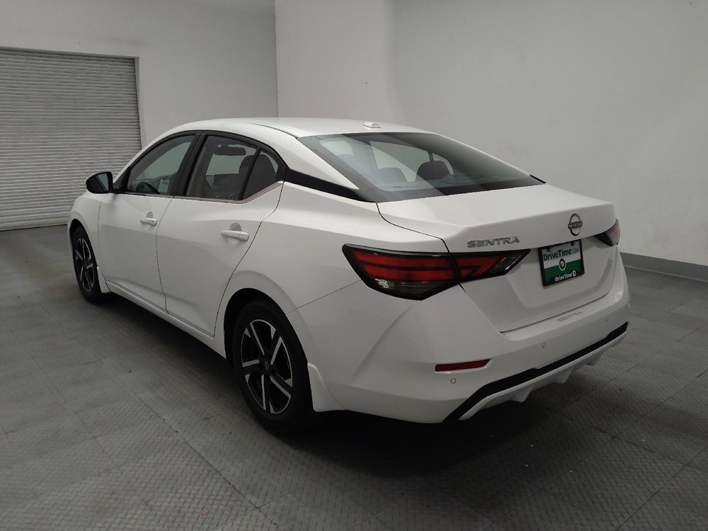 Used 2025 Nissan Sentra SV FWD image 5