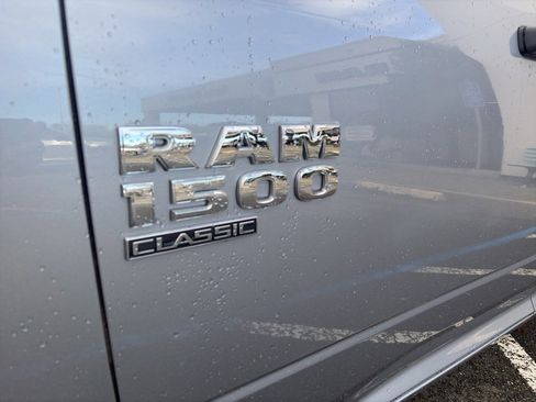 Used 2024 RAM 1500 Classic SLT image 3