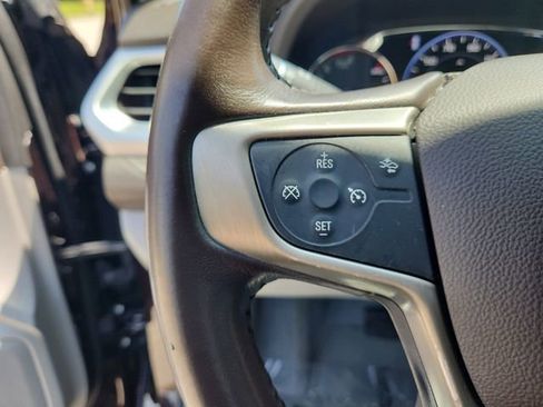 Certified 2020 GMC Acadia SLT w/ Driver Alert Package II FWD image 24