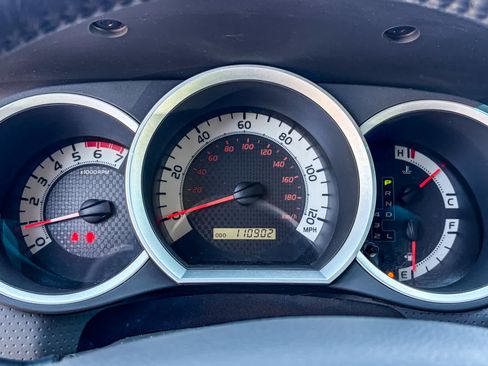 Used 2015 Toyota Tacoma PreRunner w/ SR5 Package RWD image 43