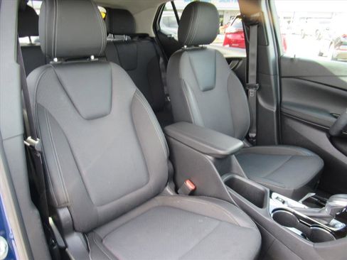 Used 2023 Buick Encore GX Select image 8