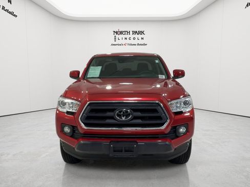 Used 2023 Toyota Tacoma SR5 RWD image 8