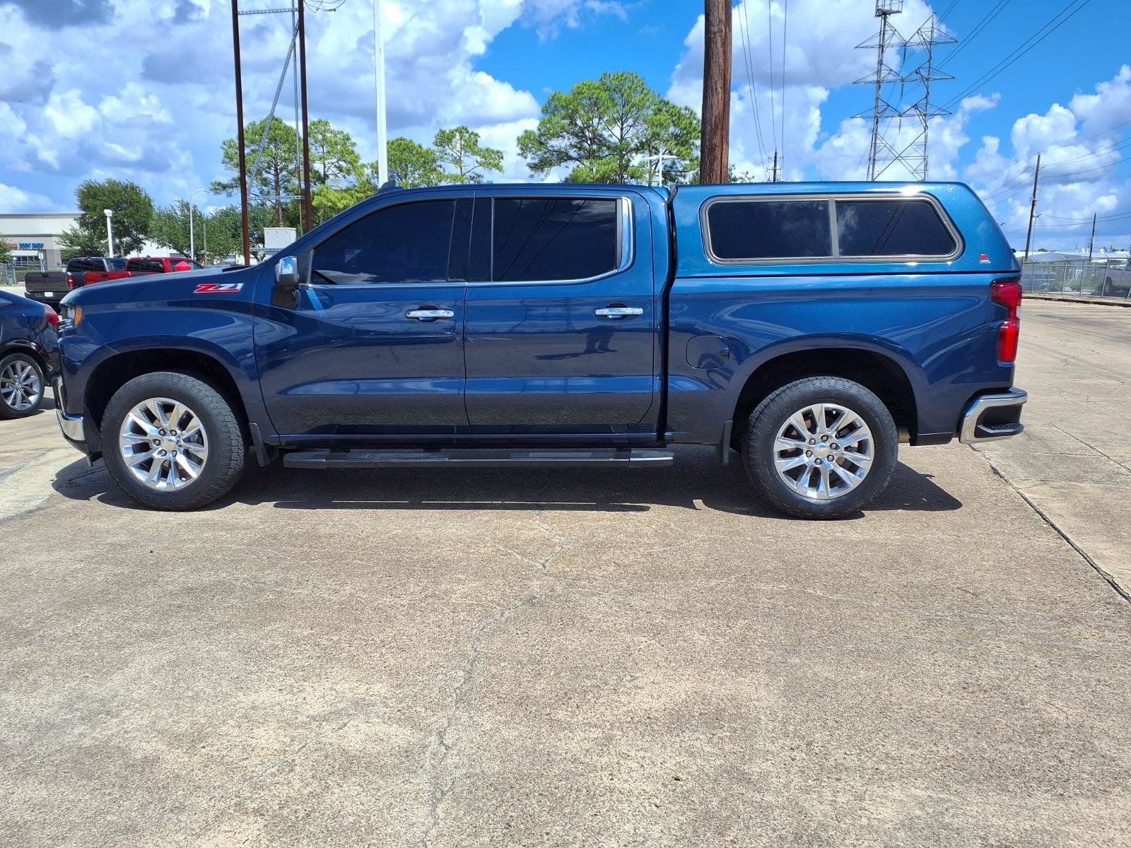 Used 2021 Chevrolet Silverado 1500 LTZ AWD/4WD image 25