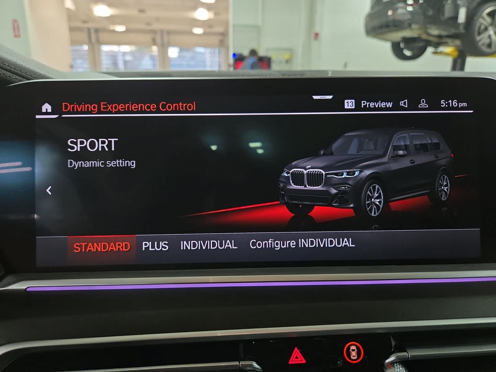 Used 2021 BMW X7 M50i w/ Cold Weather Package AWD/4WD image 31