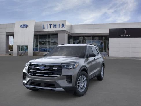 New 2026 Ford Explorer Active image 2