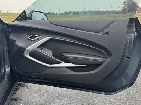 Used 2019 Chevrolet Camaro LT image 14