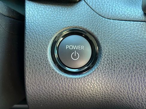 Certified 2025 Toyota Camry LE image 28