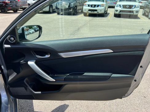 Used 2019 Honda Civic EX image 25