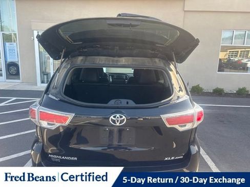 Used 2016 Toyota Highlander XLE AWD/4WD image 7