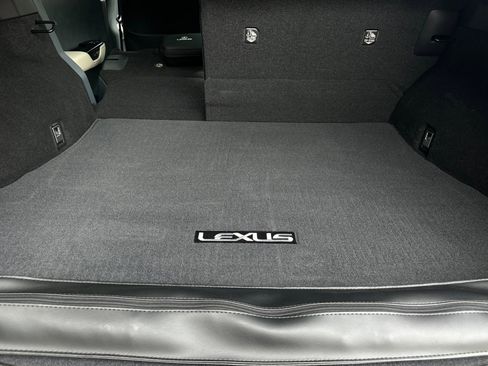 Used 2024 Lexus RZ 300e Premium w/ Technology Package image 33