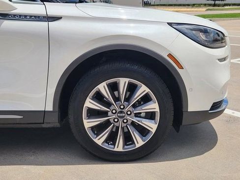 Used 2022 Lincoln Corsair Reserve w/ Equipment Group 201A FWD image 8