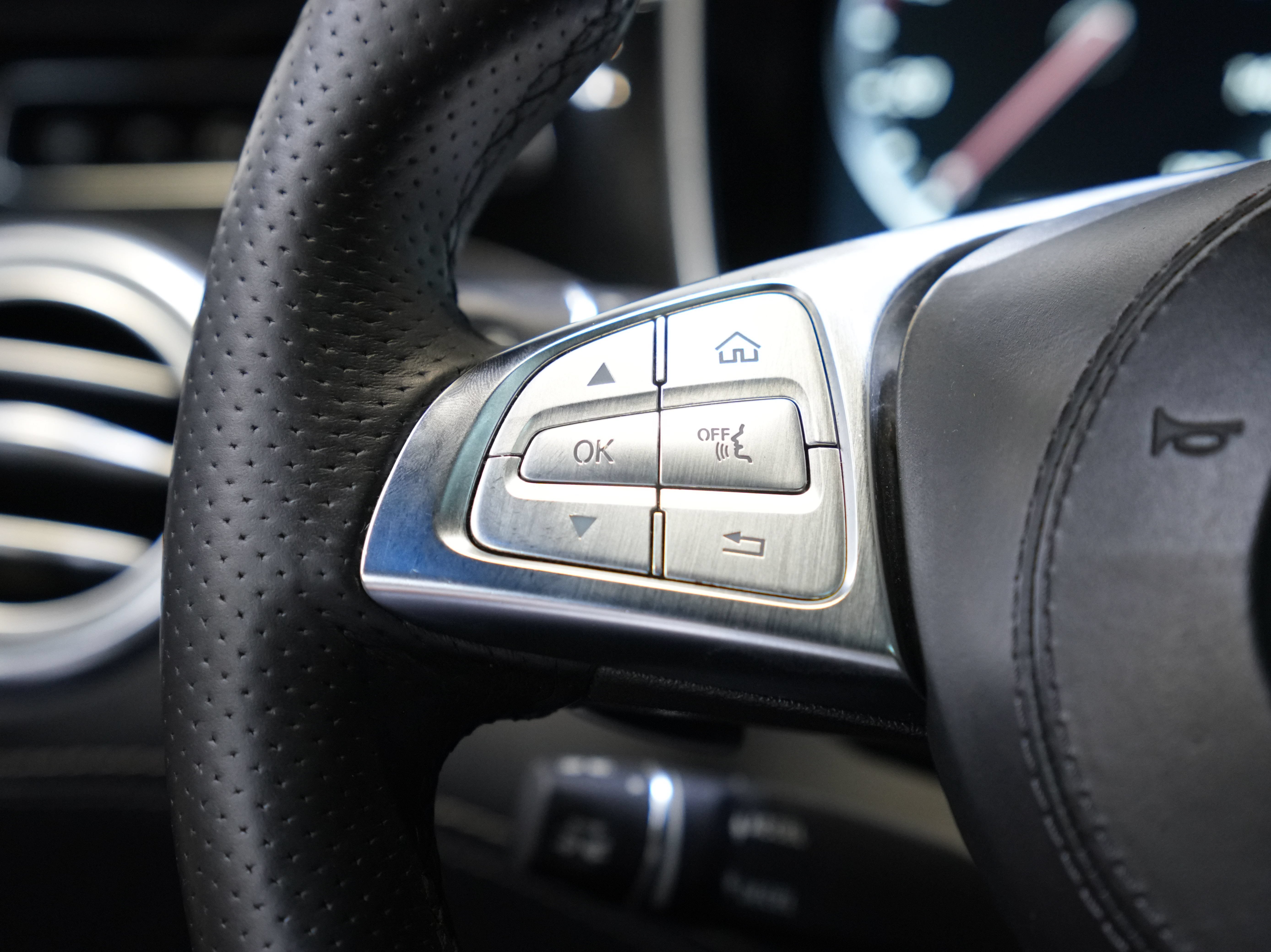 Used 2016 Mercedes-Benz S 550 4MATIC Coupe image 37
