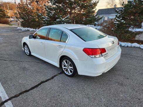 Used 2014 Subaru Legacy 2.5i Premium image 11