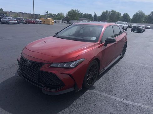Used 2020 Toyota Avalon TRD image 3