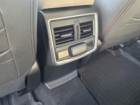 Used 2023 Subaru Forester Premium image 26