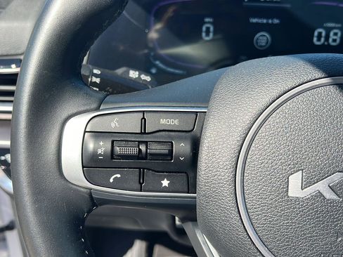 Used 2023 Kia Sportage EX image 19