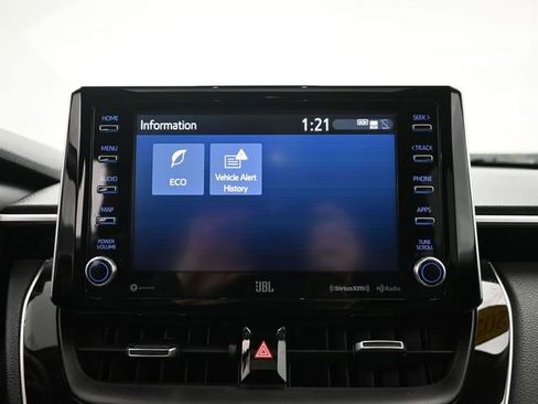 Used 2022 Toyota Corolla Cross XLE w/ Convenience Package image 25