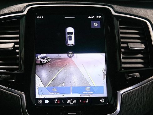 Used 2023 Volvo XC90 B6 Plus w/ Protection Package Premier image 32