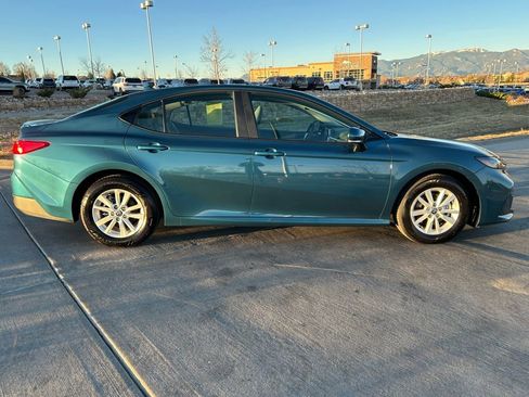 Used 2026 Toyota Camry LE w/ Convenience Package image 10