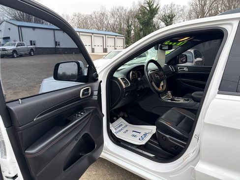 Used 2017 Jeep Grand Cherokee Limited 75th Anniversary image 9