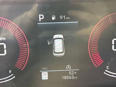 Used 2024 Hyundai Santa Fe SE image 18