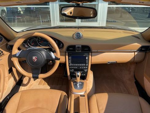 Used 2011 Porsche 911 Carrera RWD image 40
