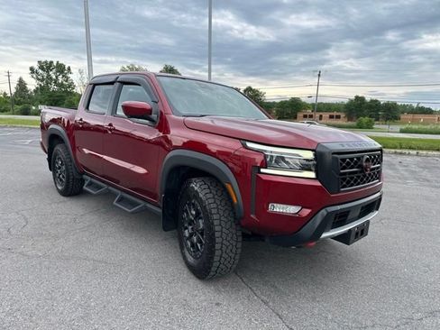 Used 2022 Nissan Frontier PRO-4X w/ Pro-4X Premium Package AWD/4WD image 9