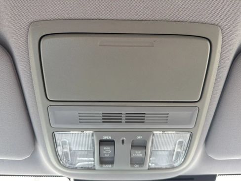 Used 2017 Honda CR-V EX image 21