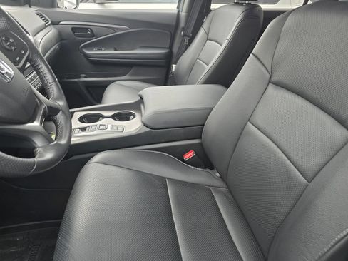 Used 2025 Honda Passport EX-L image 22