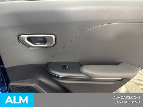 Used 2025 Kia K4 FWD image 19
