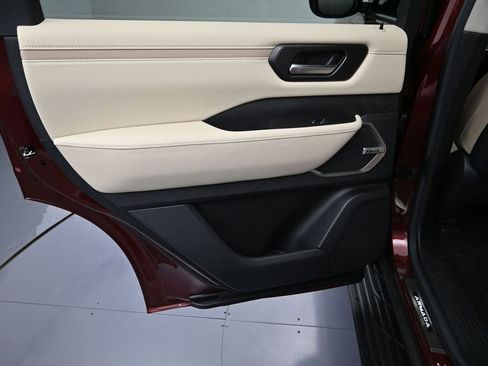 New 2025 Nissan Armada Platinum w/ Convenience Package image 21